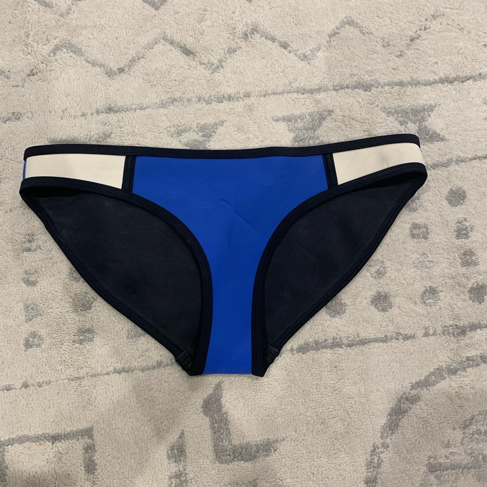 Triangl bikini bottom
